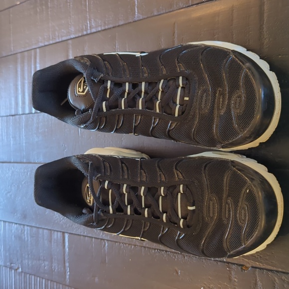 Women's Nike Tn Air Max Plus - Picture 2 of 5